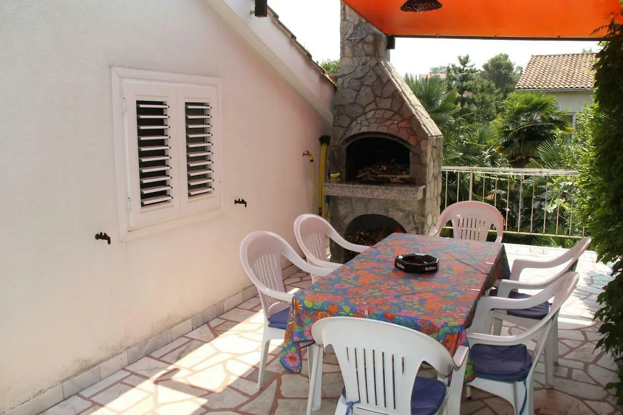 Apartment Apartmani Rasan Malinska
